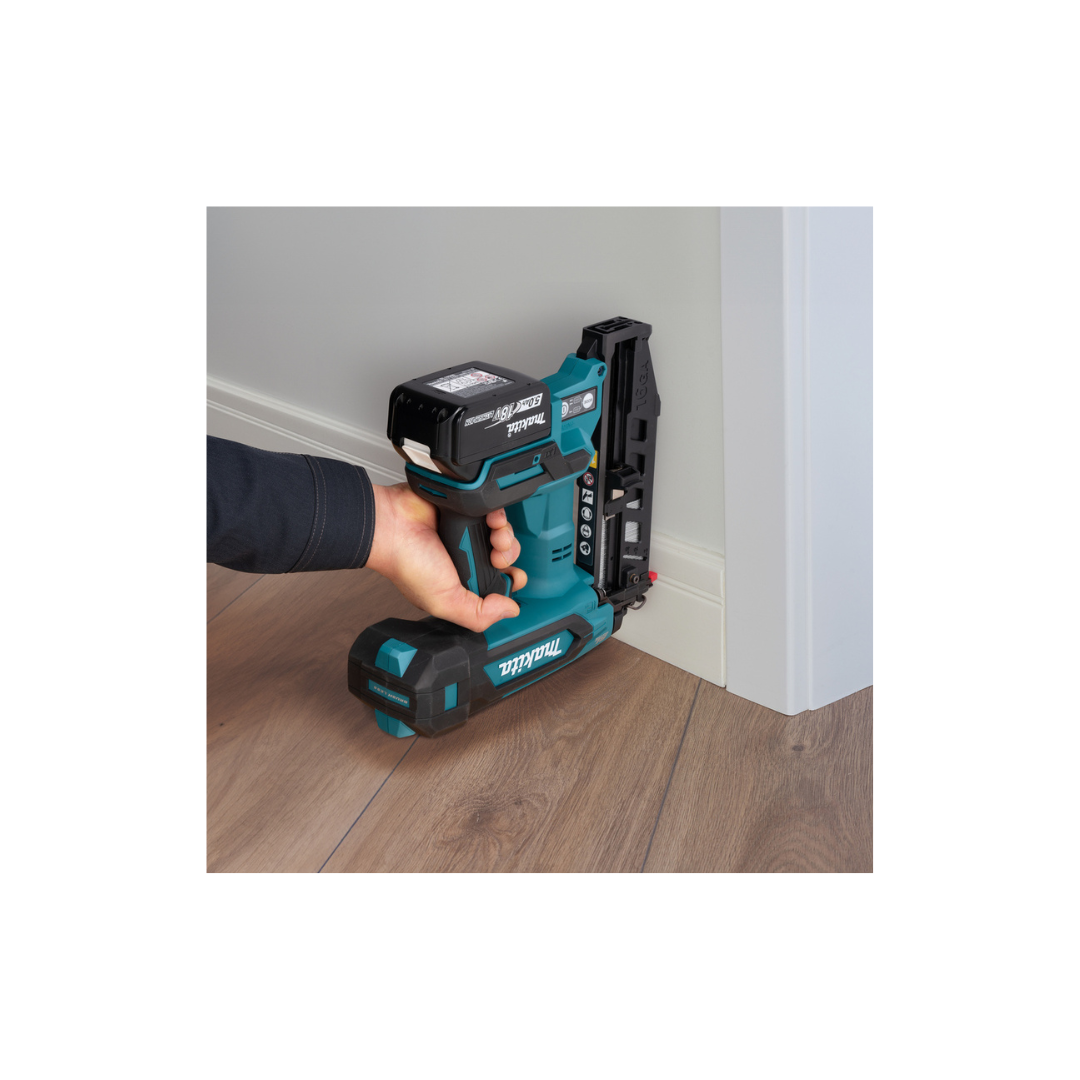 Makita Akku-Stauchkopfnagler DBN601Z 18V solo
